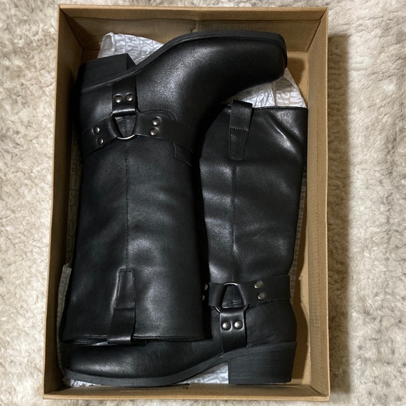 ◼️Steve Madden◼️Women’s Ruskin Engineer Black Heeled Boots  NWT - Picture 9 of 12